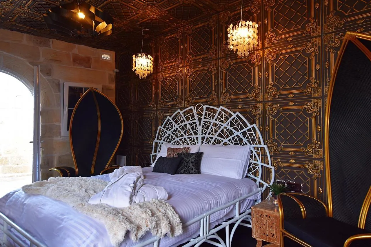 Chapel 5 Boutique Suites B&B Naxxar 2*,