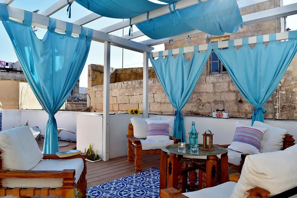 Chapel 5 Boutique Suites B&B Naxxar Frühstückspension