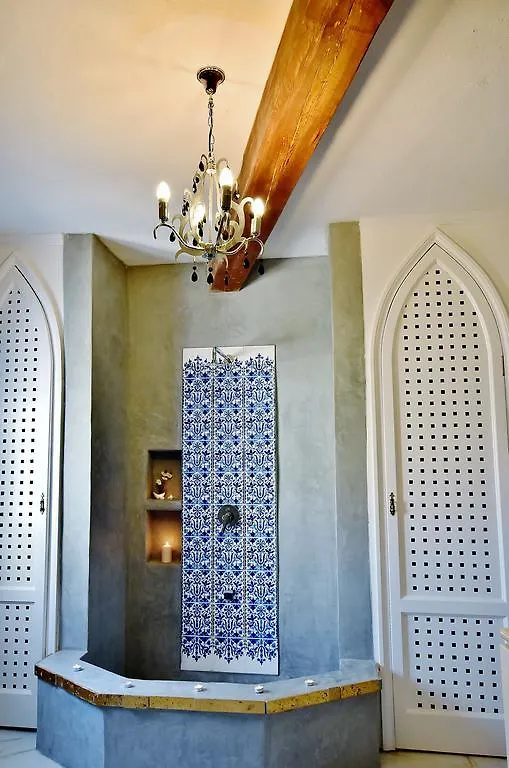 Chapel 5 Boutique Suites B&B Naxxar Frühstückspension