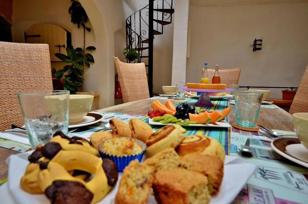Chapel 5 Boutique Suites B&B Naxxar