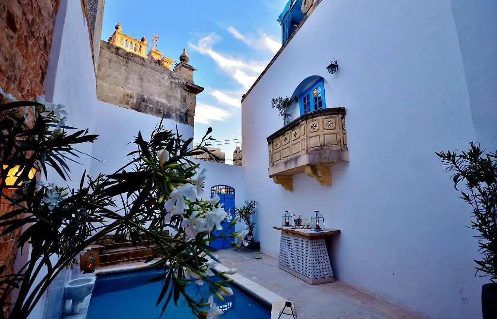 Chapel 5 Boutique Suites B&B Naxxar